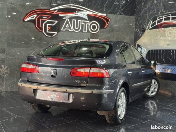 Renault Laguna 1.9 dCi 120ch Expression photo 2