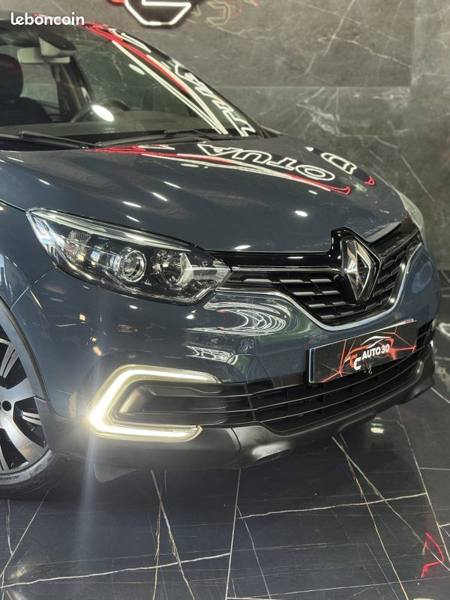 Renault Captur 1.2 TCe 120ch Energy Intens photo 2